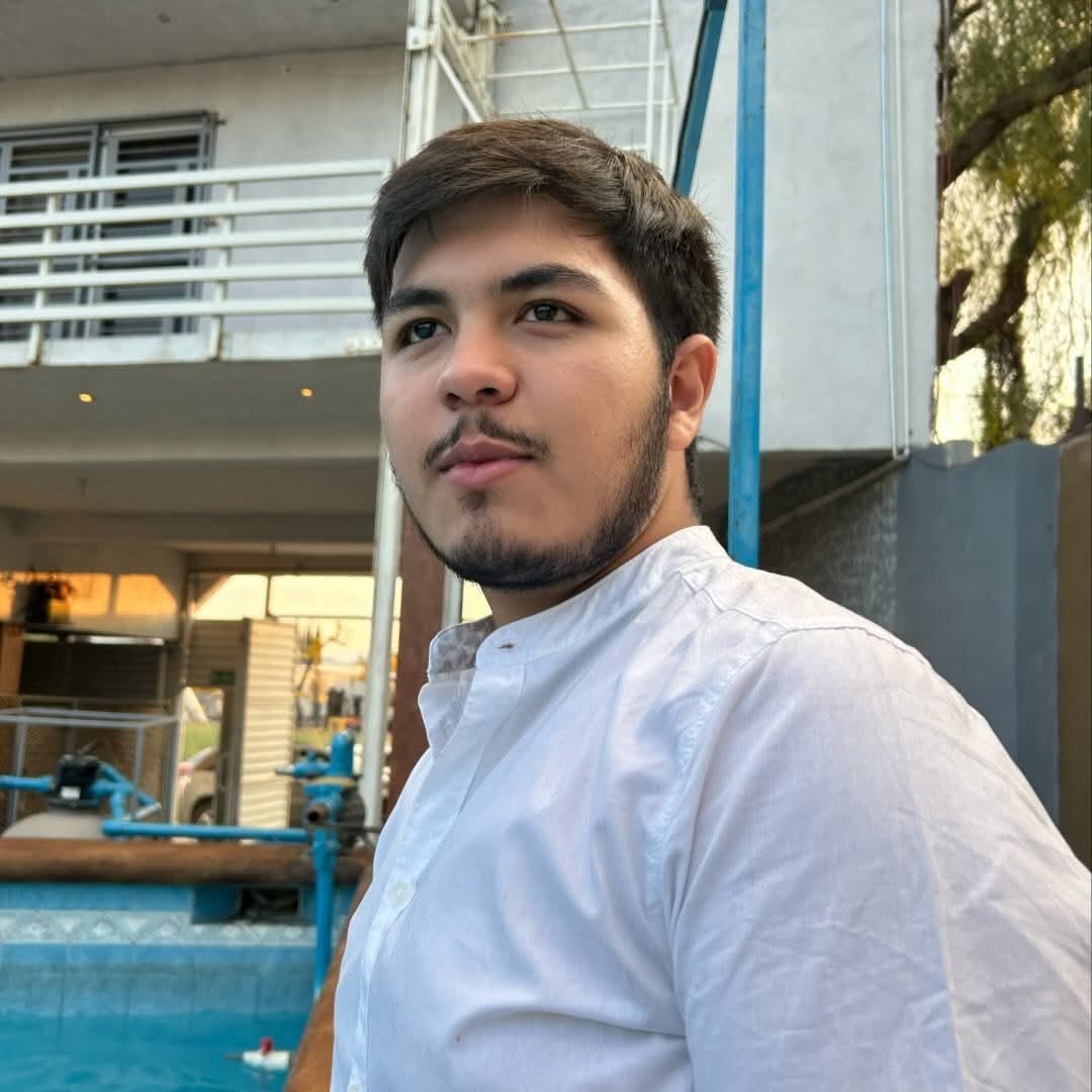 Mau Valdés